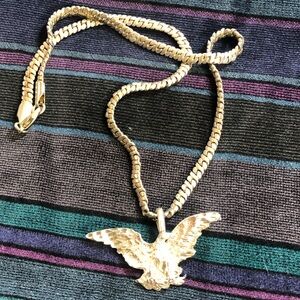 Men’s chain & Eagle pendant necklace